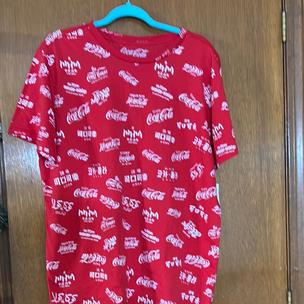 Coca-Cola Red Graphic T-Shirt